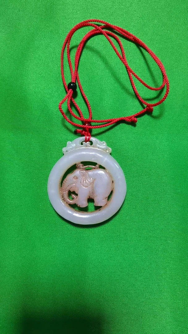 和田玉挂件吊坠象