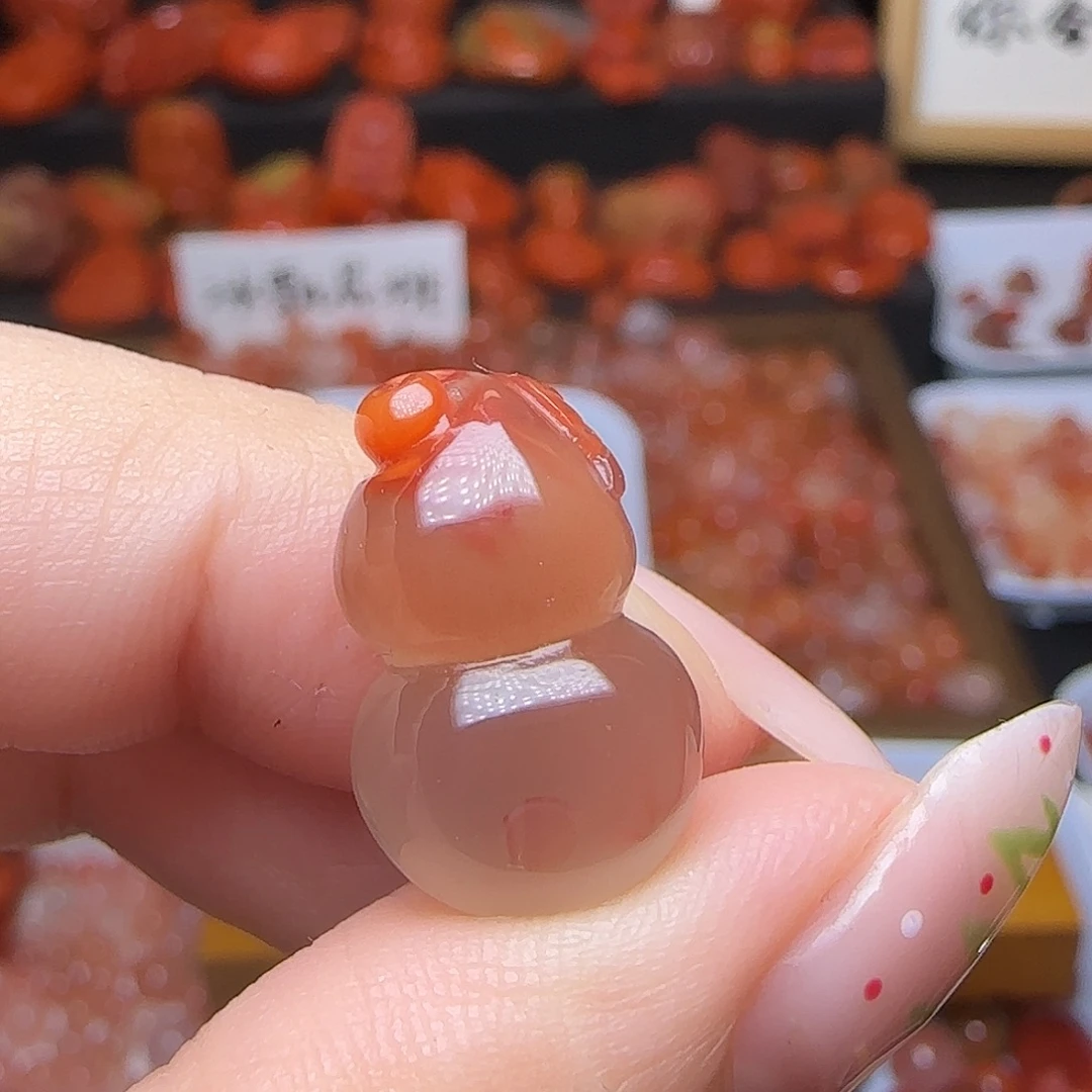 南红玛瑙未镶嵌颈饰