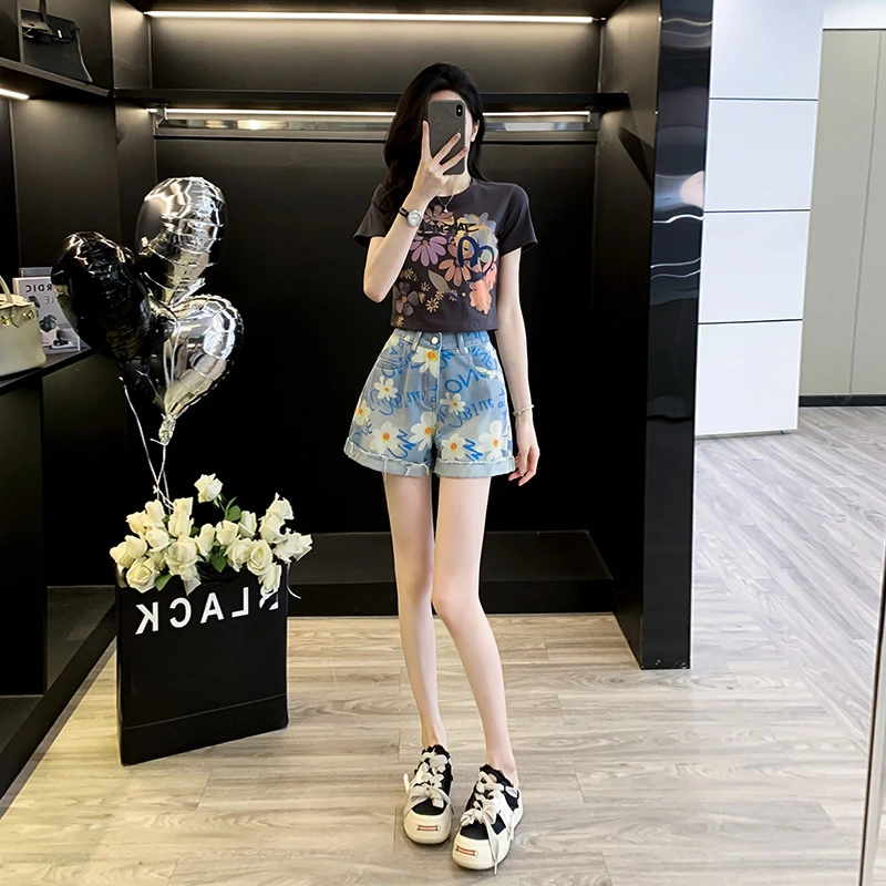 直筒显瘦百搭修身春夏新款时尚圆领辣妹风恤女花花印花短袖