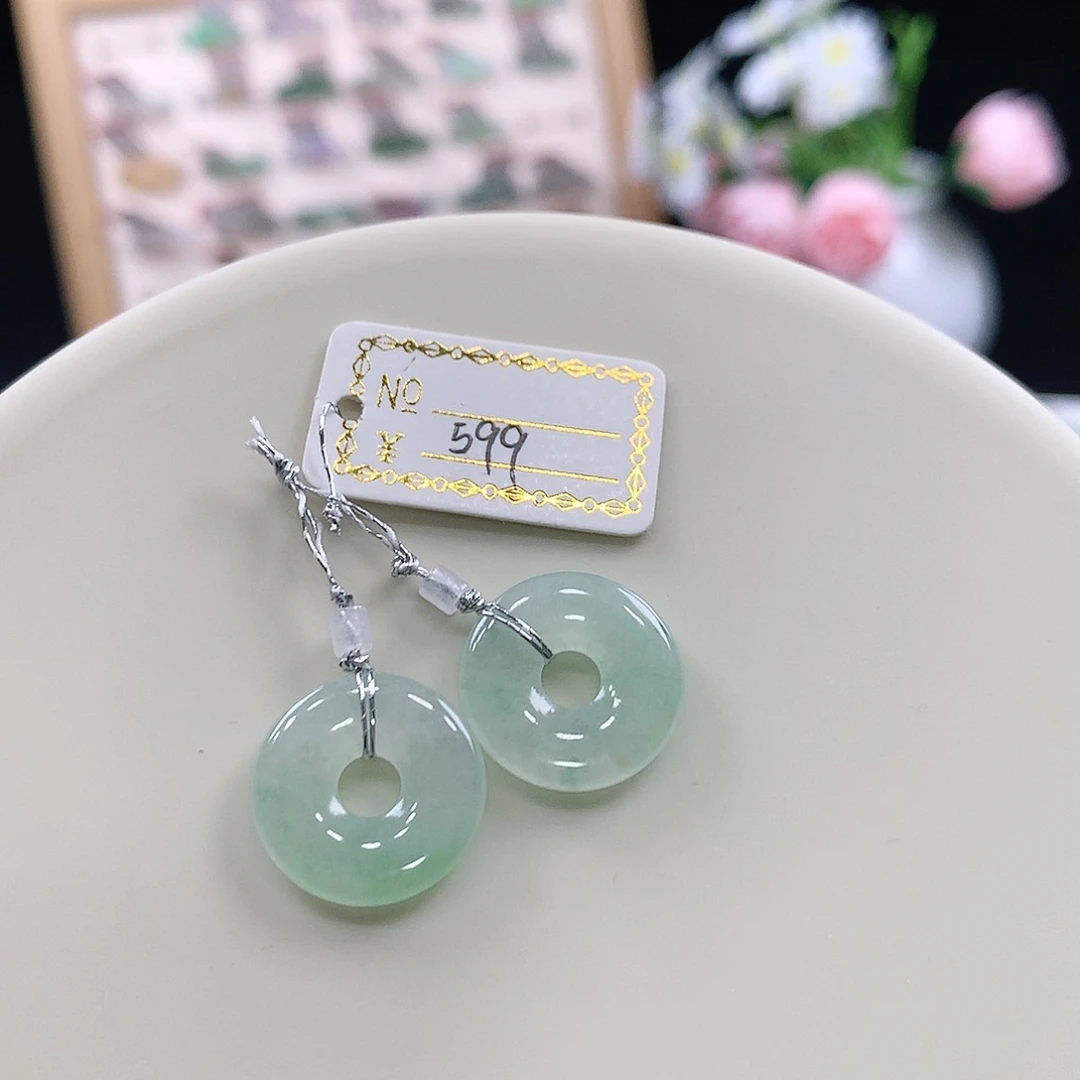 翡翠未镶嵌手链甜甜圈
