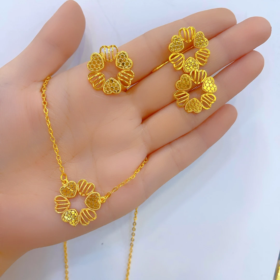 钛钢项链 605新款三件套首饰耳环项链戒指爆款白搭时尚金色