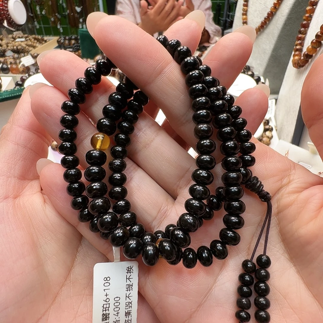 妞***妞琥珀未镶嵌裸石抚顺琥珀6翳珀