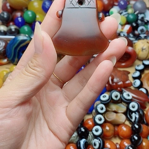 妙***然未镶嵌玛瑙/玉髓珠宝半成品