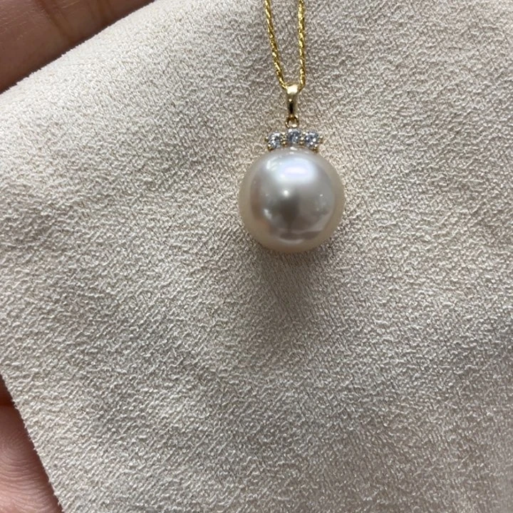 18K金镶嵌吊坠(不含链)海水珍珠11-12mm65号