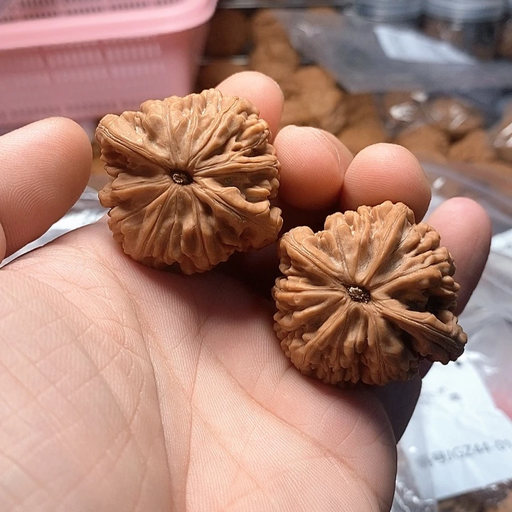 夜***江文玩核桃虎头王41-20