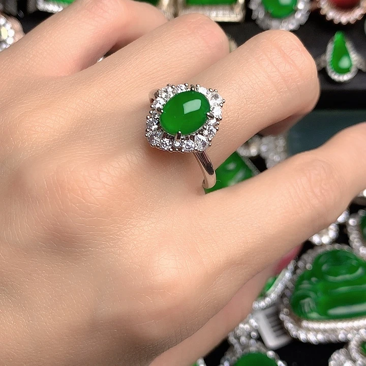 翡翠未镶嵌戒指戒指