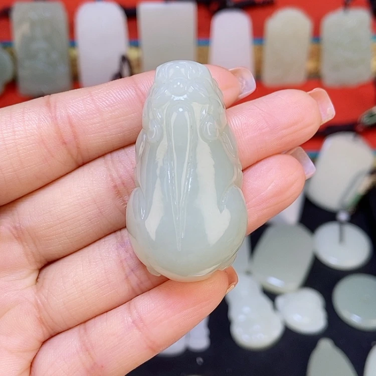 【闪购商品】颈饰未镶嵌和田玉