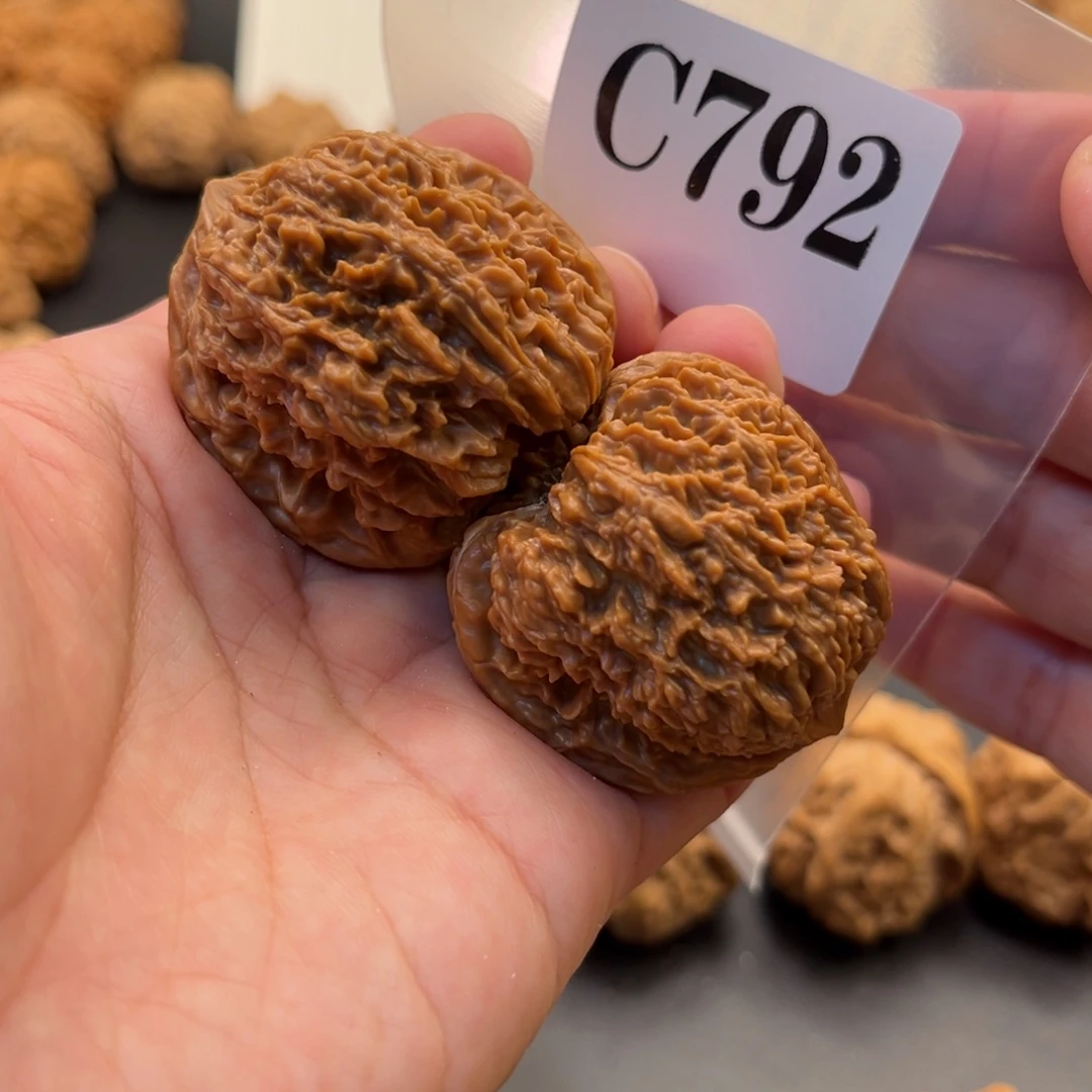 l***e把件桃核137福利40