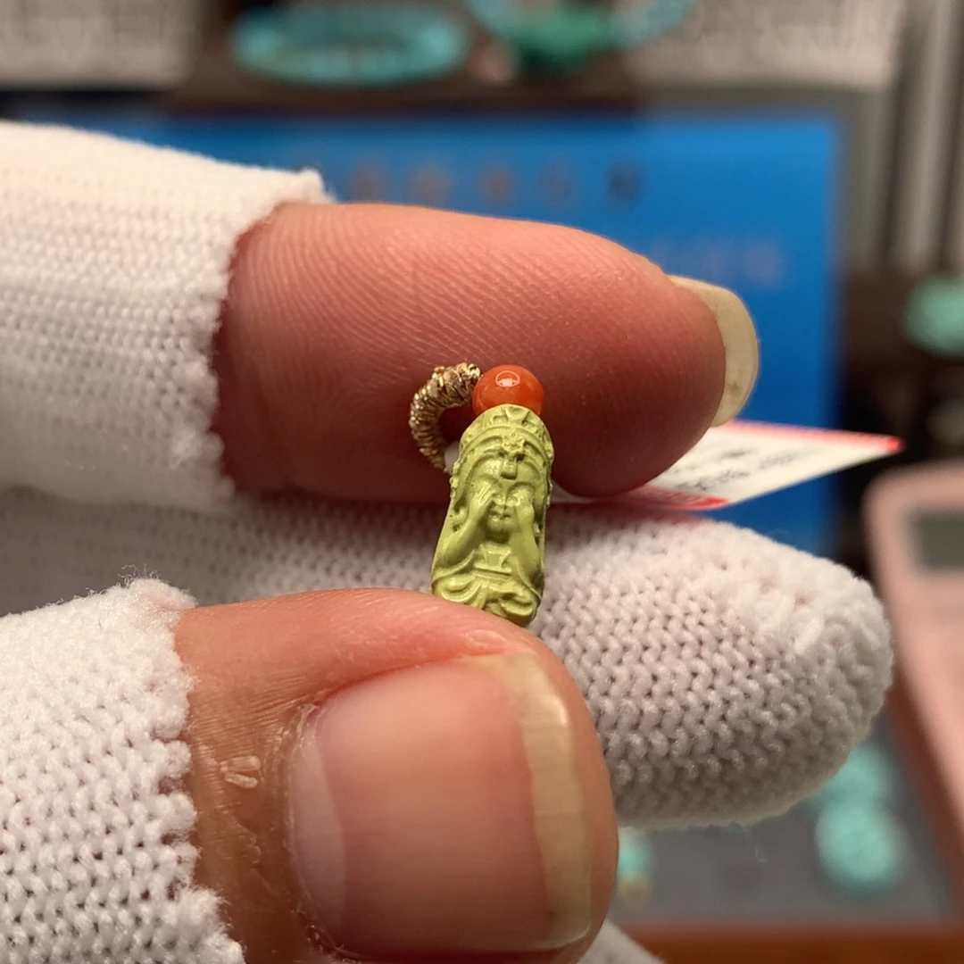 绿松石未镶嵌挂件