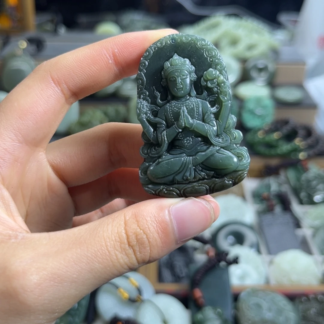 和田玉未镶嵌颈饰