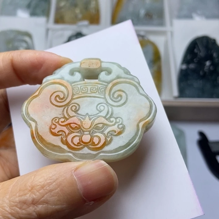 颈饰未镶嵌翡翠翡翠