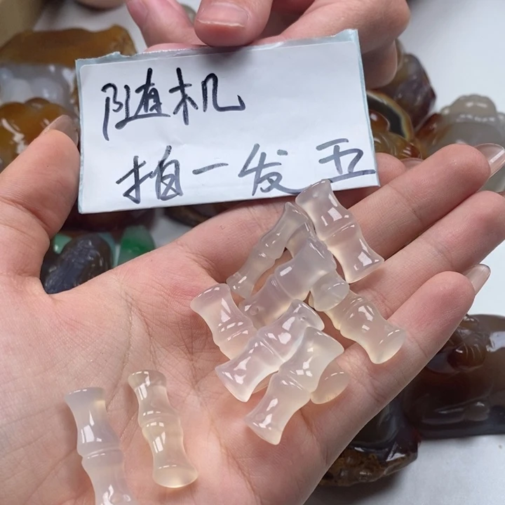 玛瑙/玉髓合金颈饰