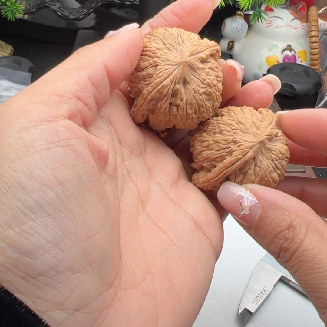 文玩核桃把件泥鳅41