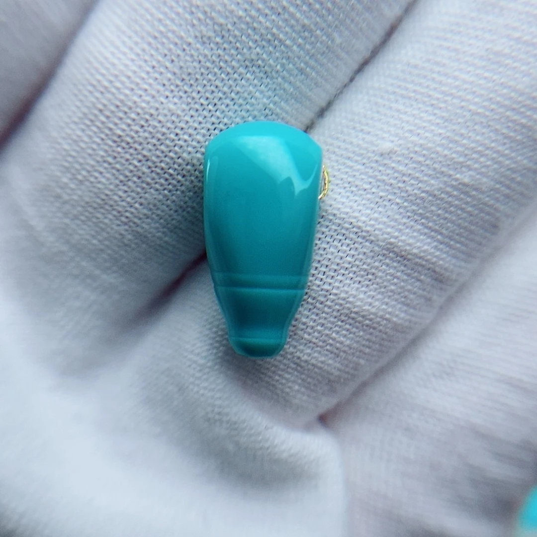 绿松石未镶嵌三通 对孔7.8