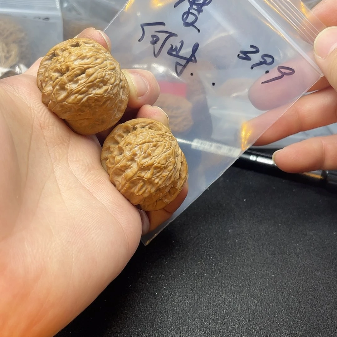 何***时把件文玩核桃磨盘