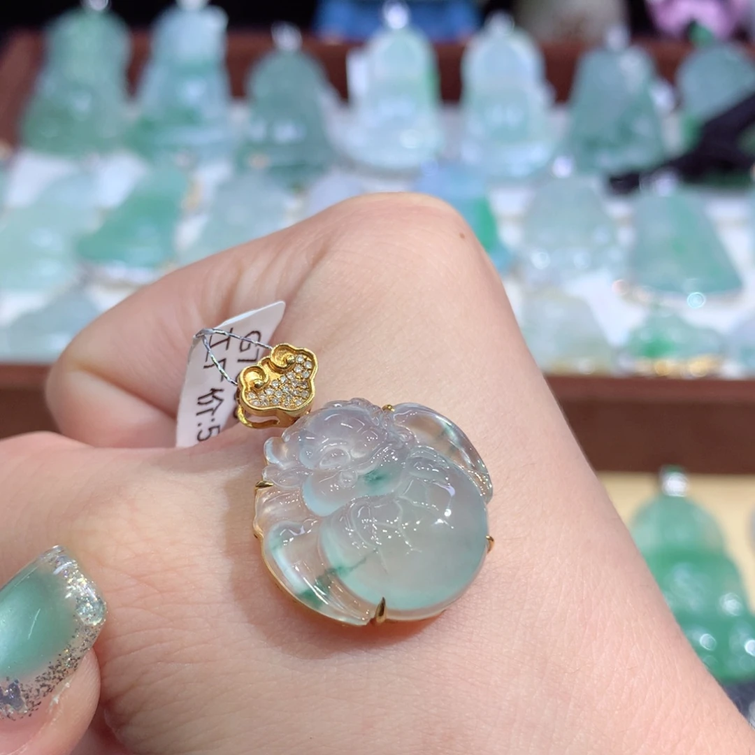 翡翠18K金镶嵌吊坠(不含链)天然缅甸A货翡翠揭阳工龙宝