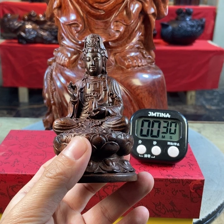 阿***华木小叶紫檀观音摆件