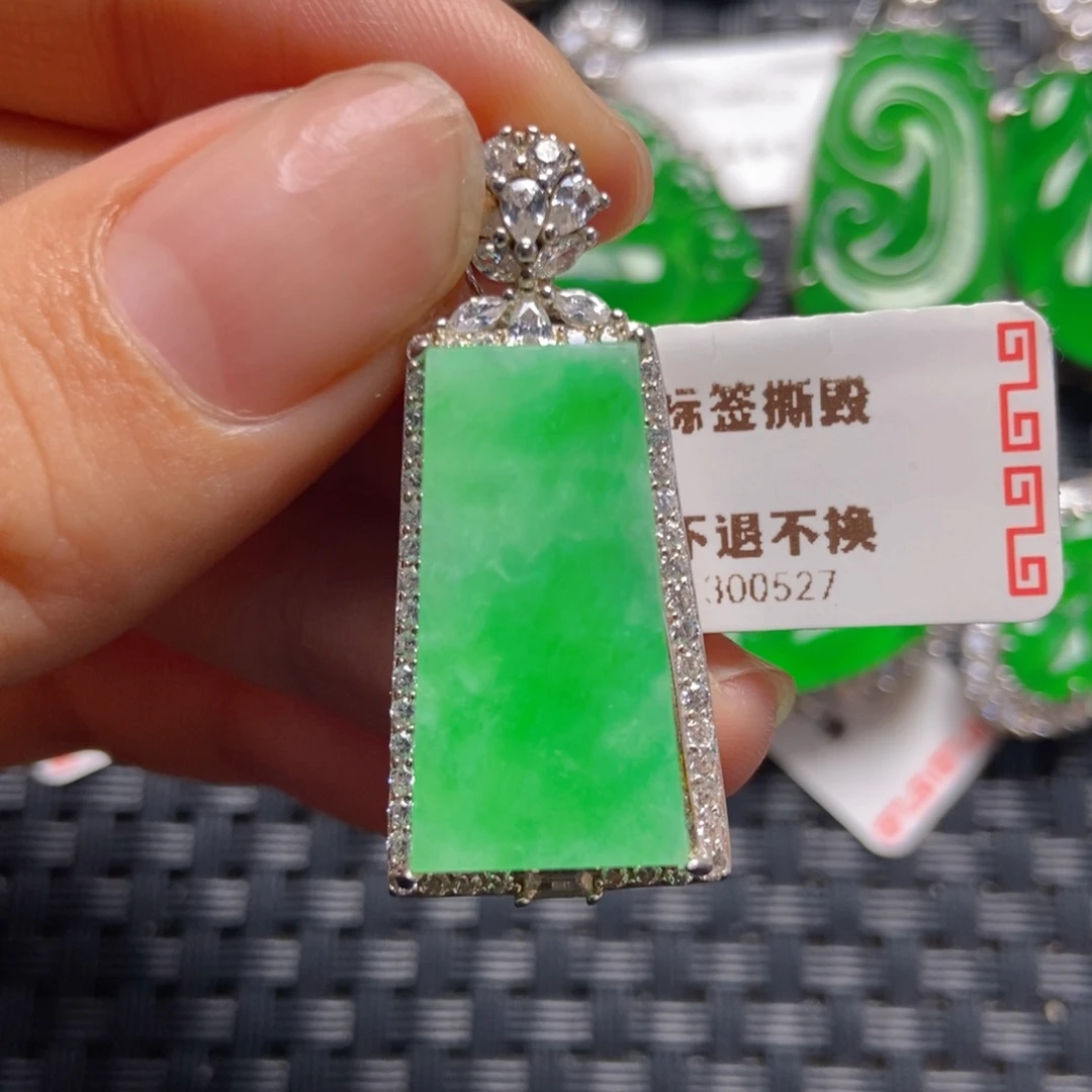 翡翠银S925镶嵌颈饰