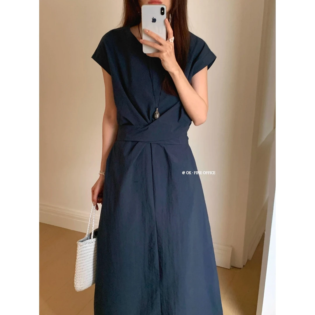 2025韩系气质圆领小飞袖收腰扭结显瘦设计感连衣裙女短袖夏季裙子