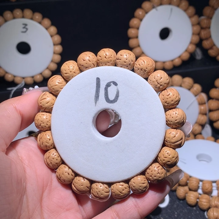 桃核手串一道筋金豆