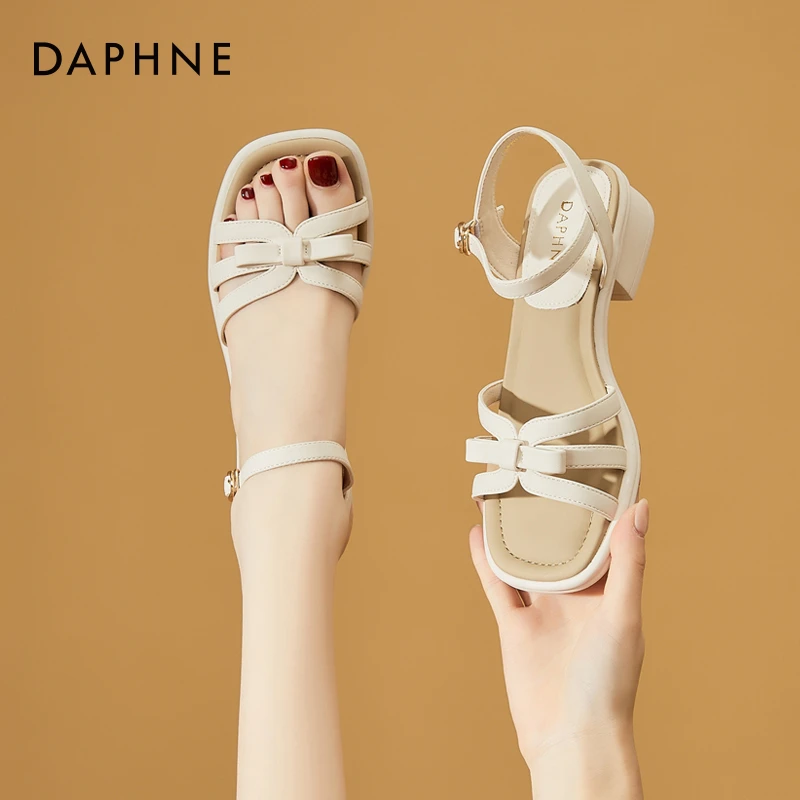 达芙妮时尚露趾凉鞋女款2025年新款夏季粗跟交叉仙女风一字带凉鞋