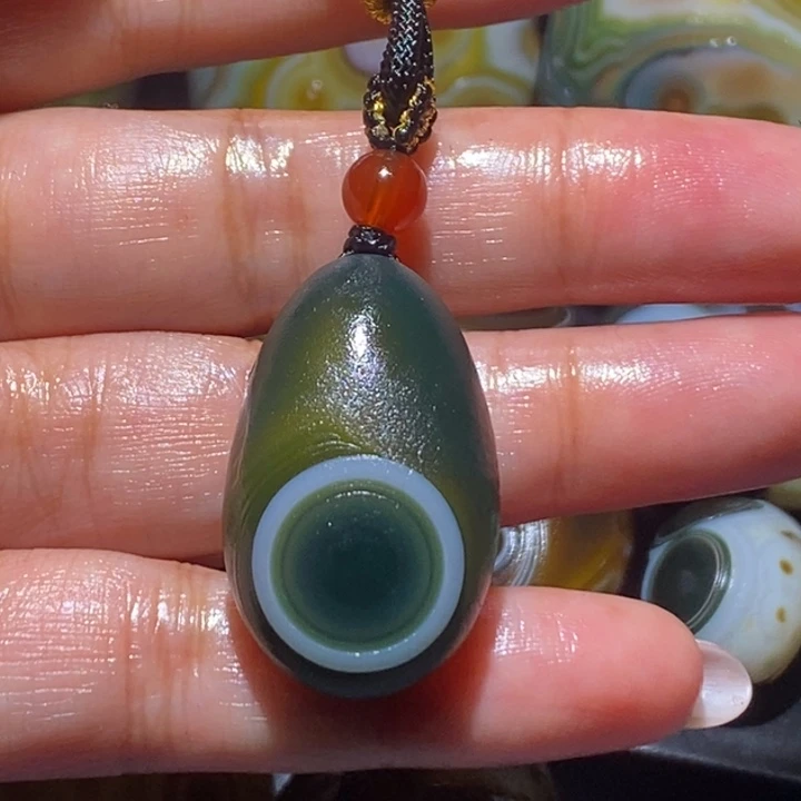 玛瑙/玉髓未镶嵌珠宝奇石105