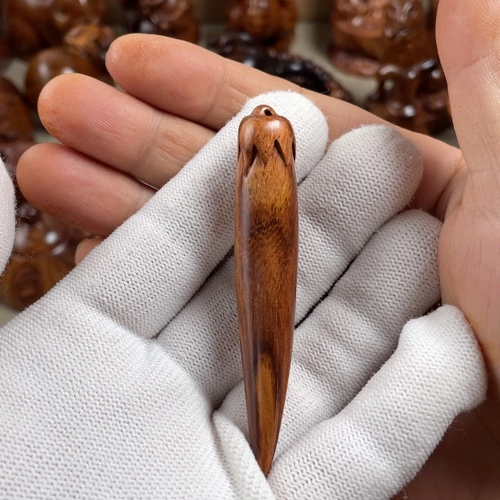 黄花梨/降香黄檀挂件辣椒