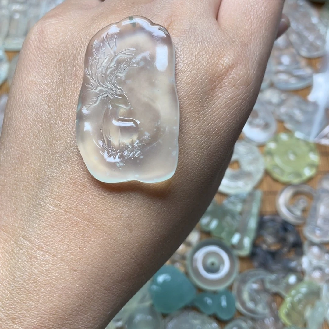 未镶嵌蛇纹石玉颈饰