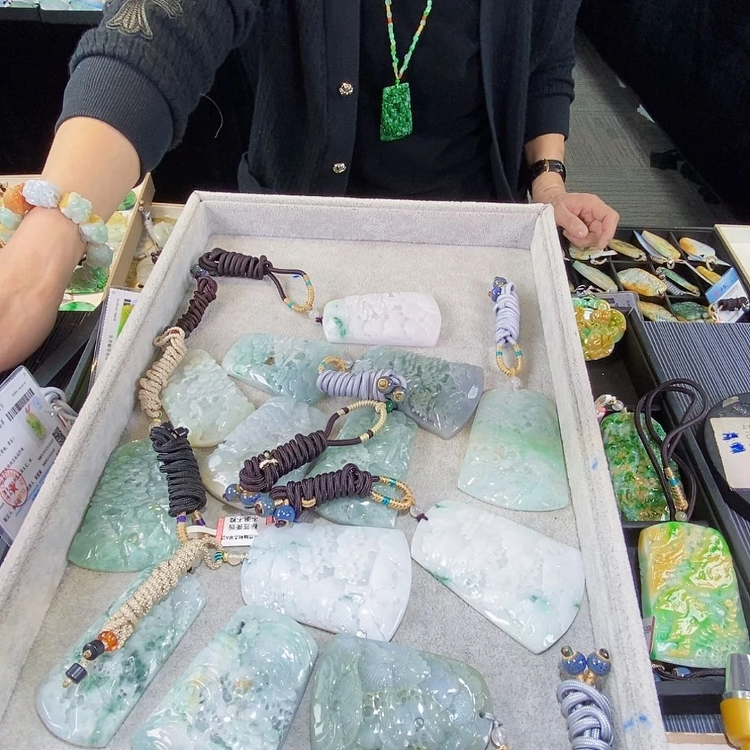 颈饰未镶嵌翡翠多样性仅发一件随机发货