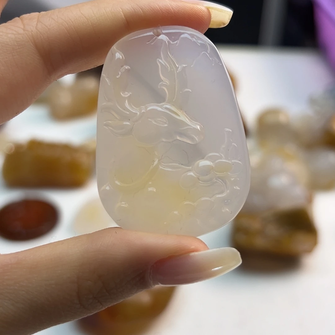 玛瑙/玉髓未镶嵌颈饰