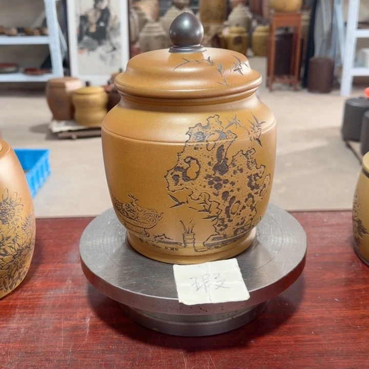 紫砂茶叶罐。。。。。。。。。。。