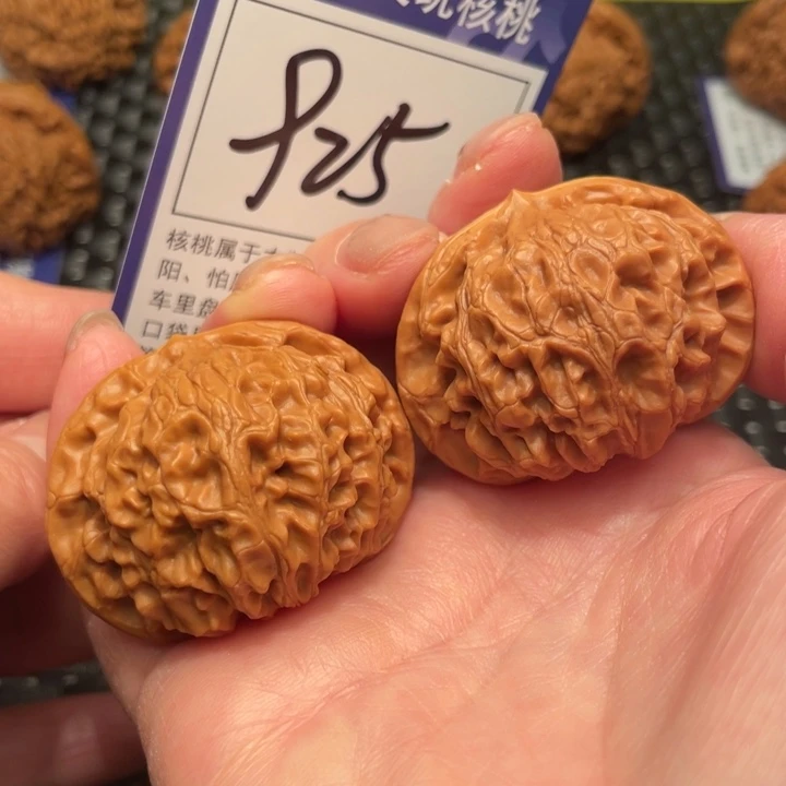 文玩核桃把件43宫灯925