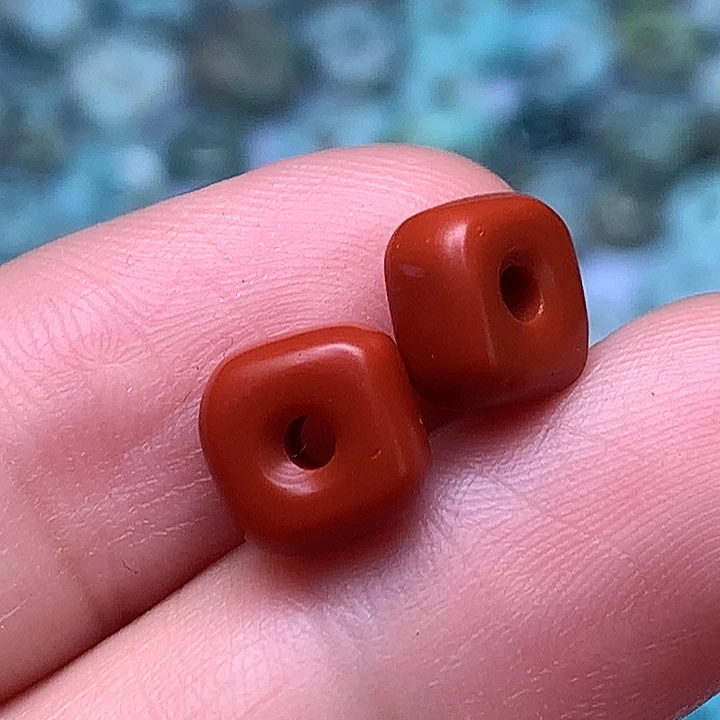 南红玛瑙未镶嵌珠宝奇石