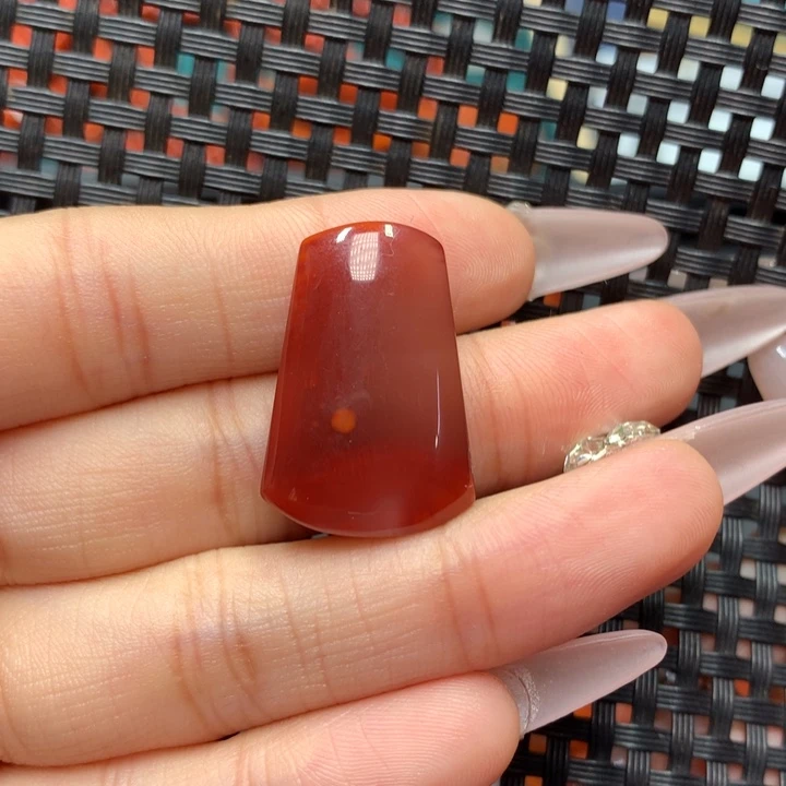 南红玛瑙吊坠(不含链)未镶嵌