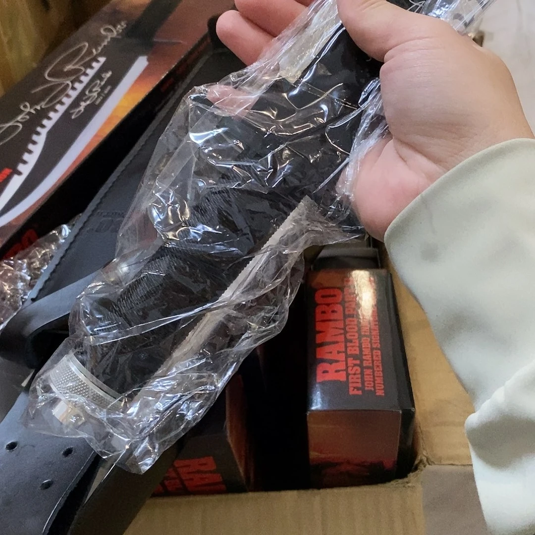 M390钢材兰博2全新红色盒子