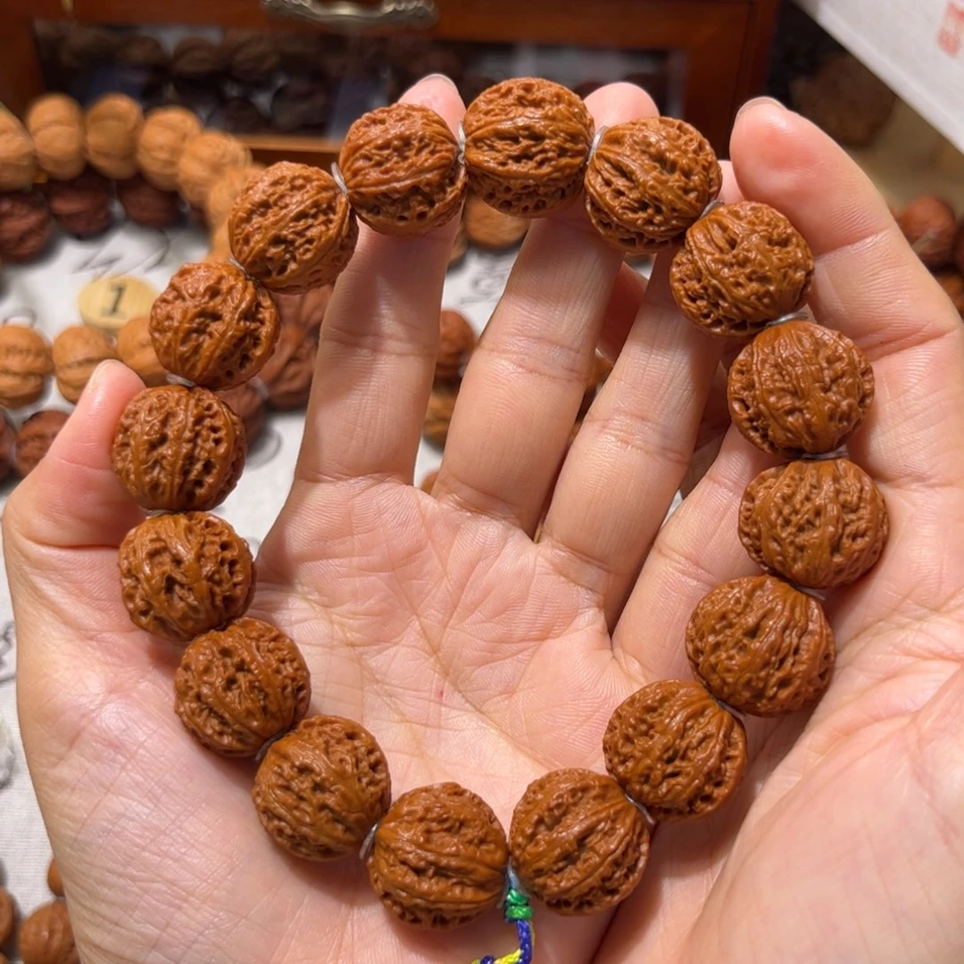 吊坠桃核（****）蚂蚁纹八楞