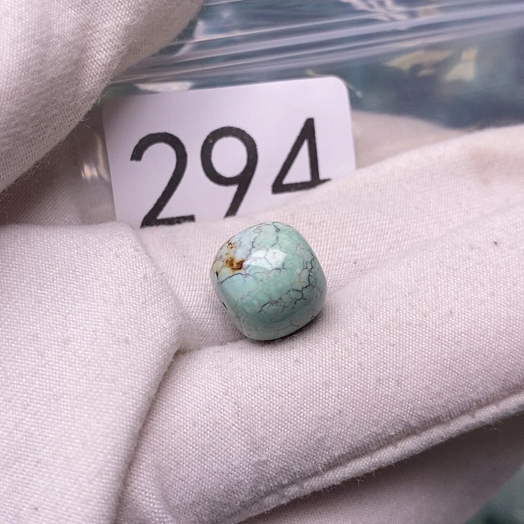 绿松石未镶嵌珠宝半成品