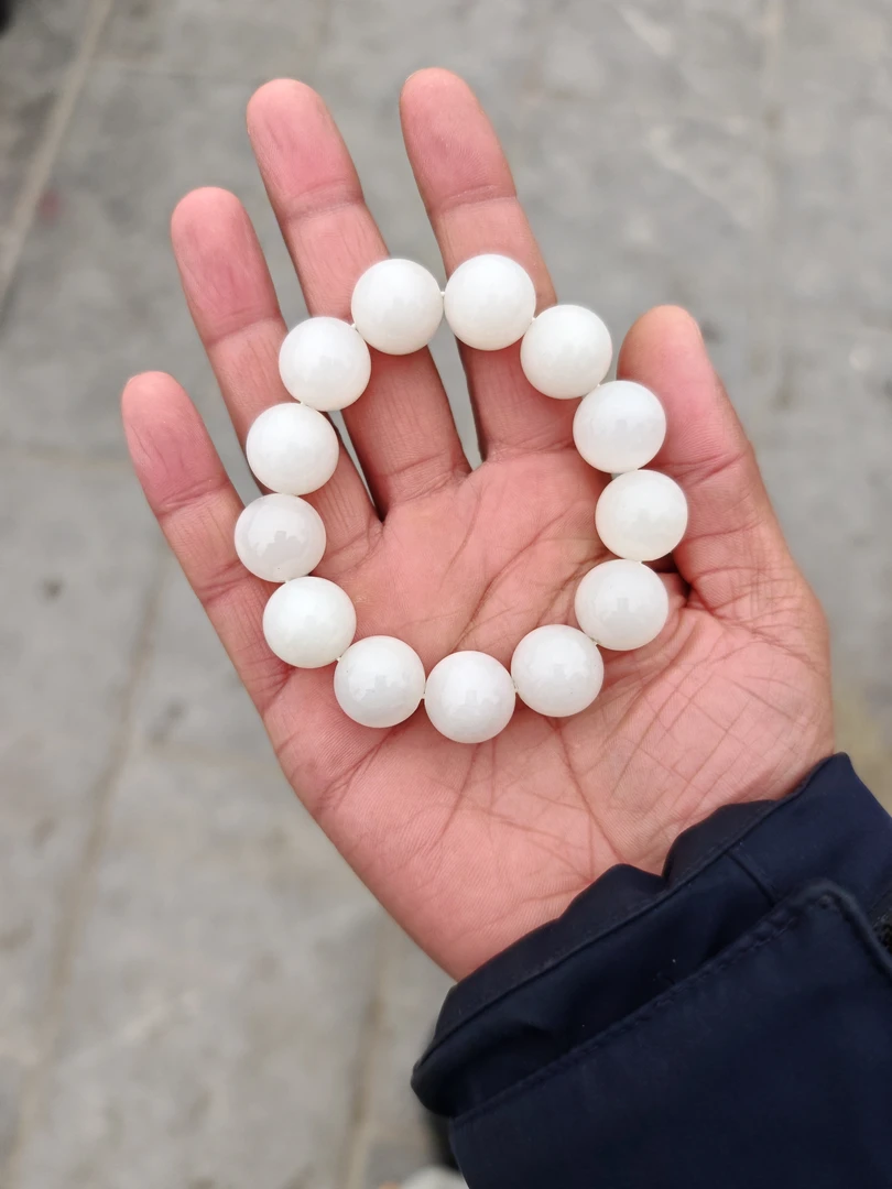 和田玉手串高端奢华款