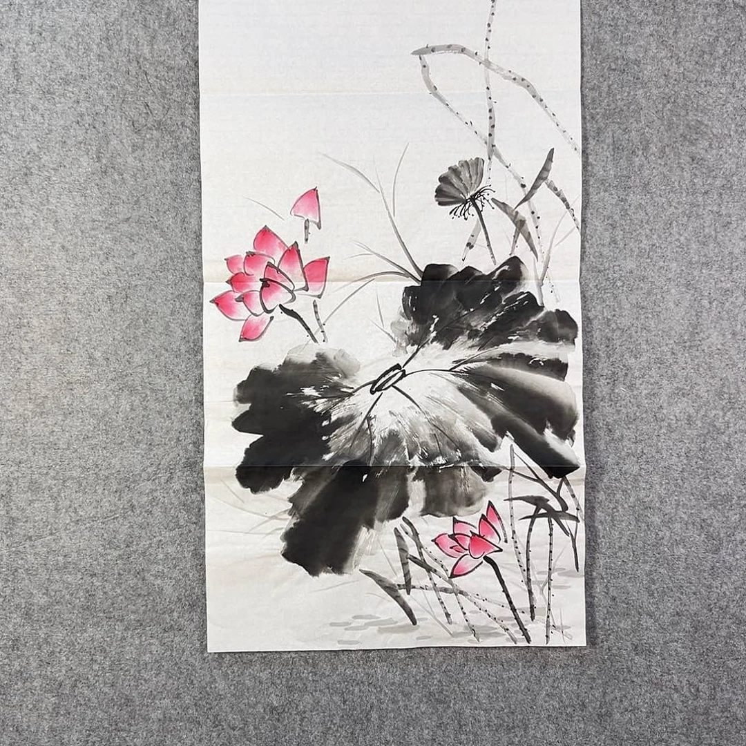 国画266 牡丹等植物生长于这里生长