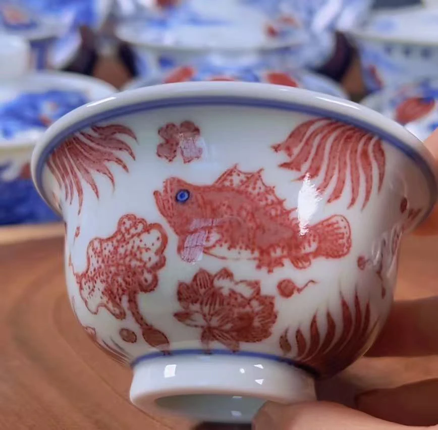 原矿釉里红鱼藻纹压手杯