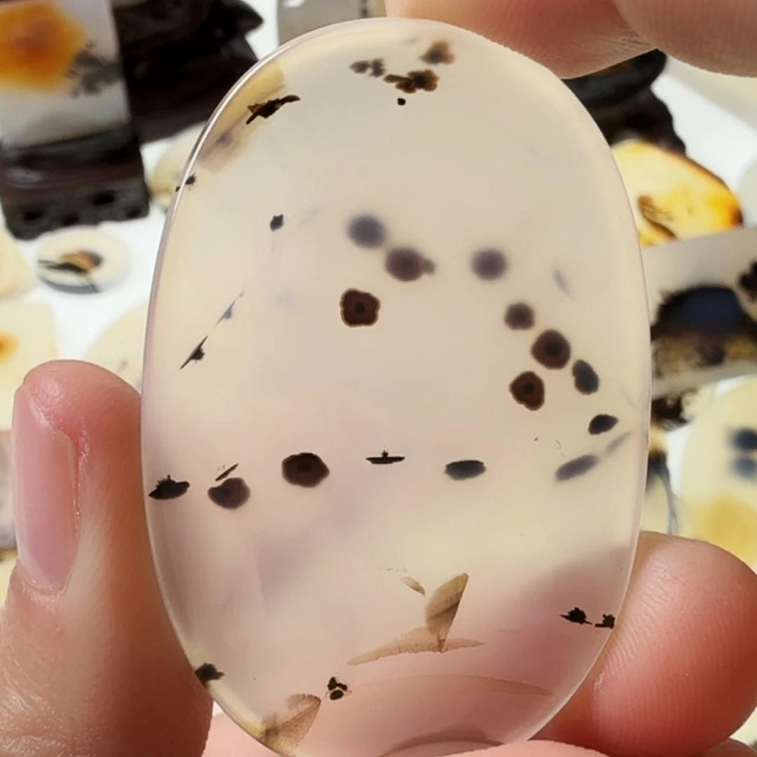 玛瑙/玉髓未镶嵌珠宝半成品