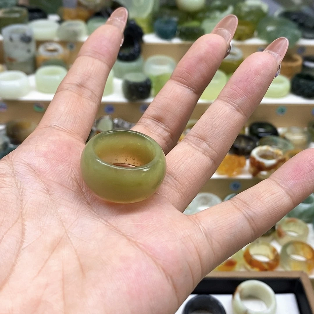 岫玉未镶嵌天然玉石（****?