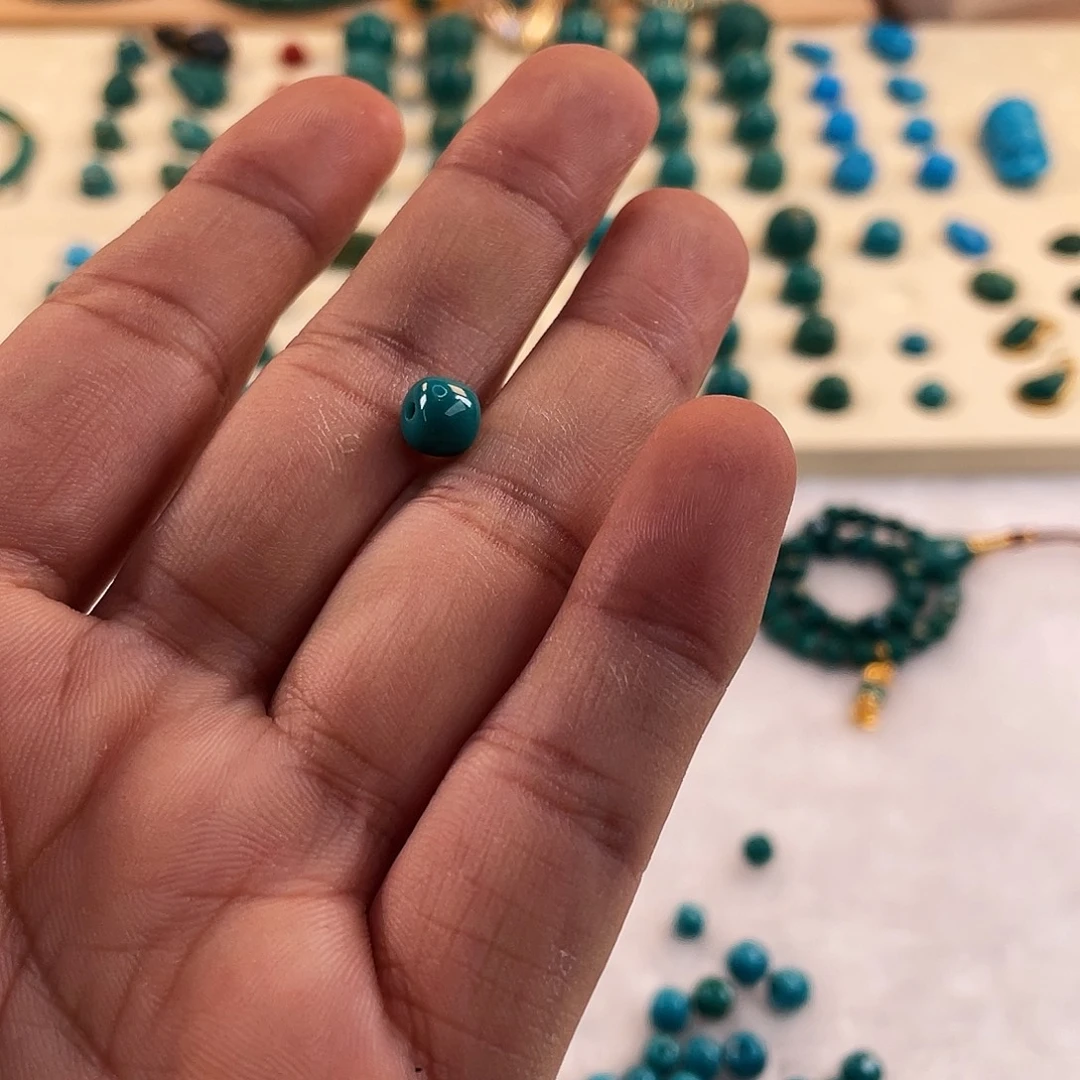 绿松石未镶嵌耳饰