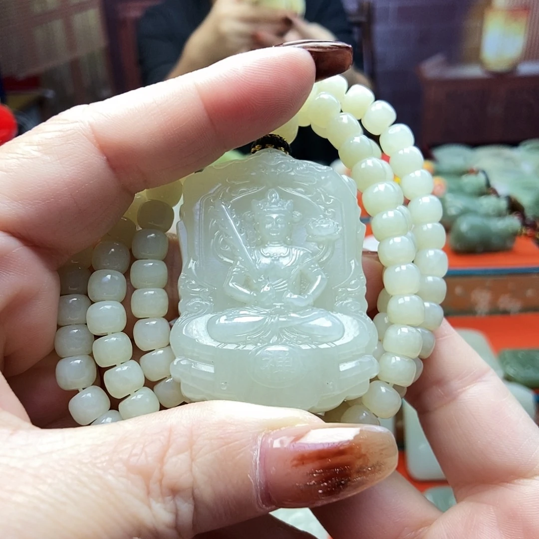 颈饰未镶嵌和田玉