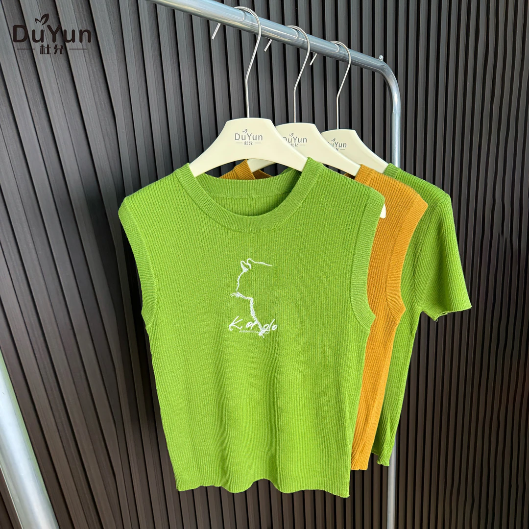 薄款针织小衫女2025年夏季新款圆领t恤坎肩上衣女设计感无袖背心