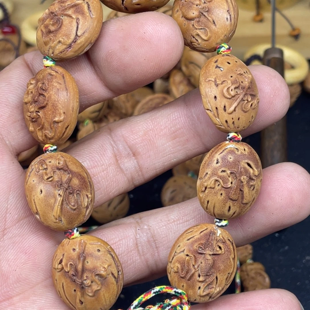 桃核雕刻暗八仙手串