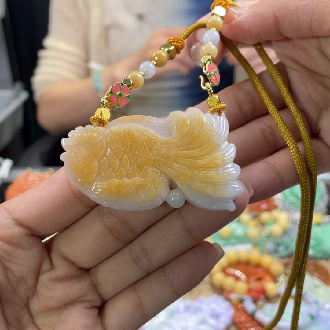 翡翠未镶嵌颈饰代编织