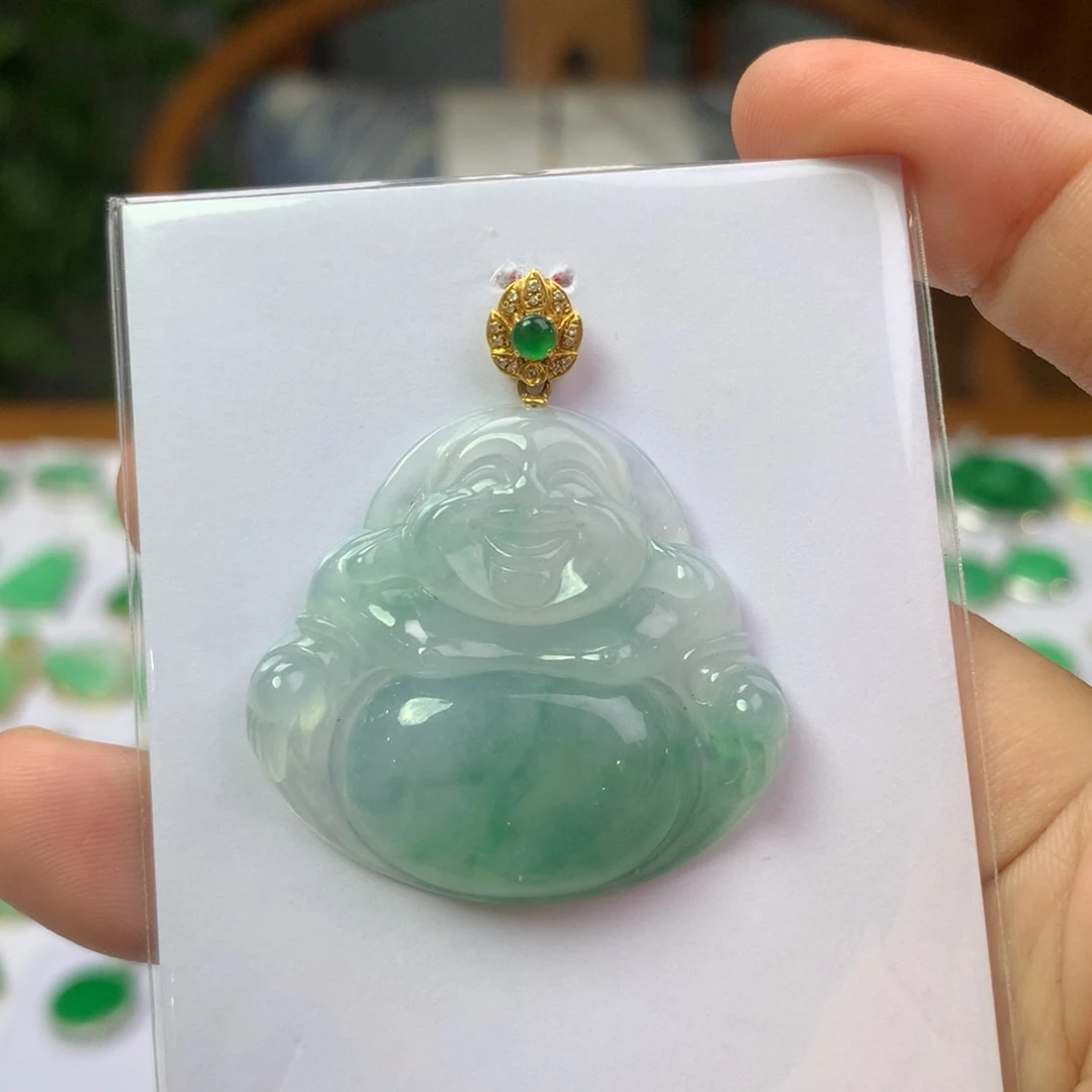 翡翠18K金镶嵌颈饰翡翠首饰