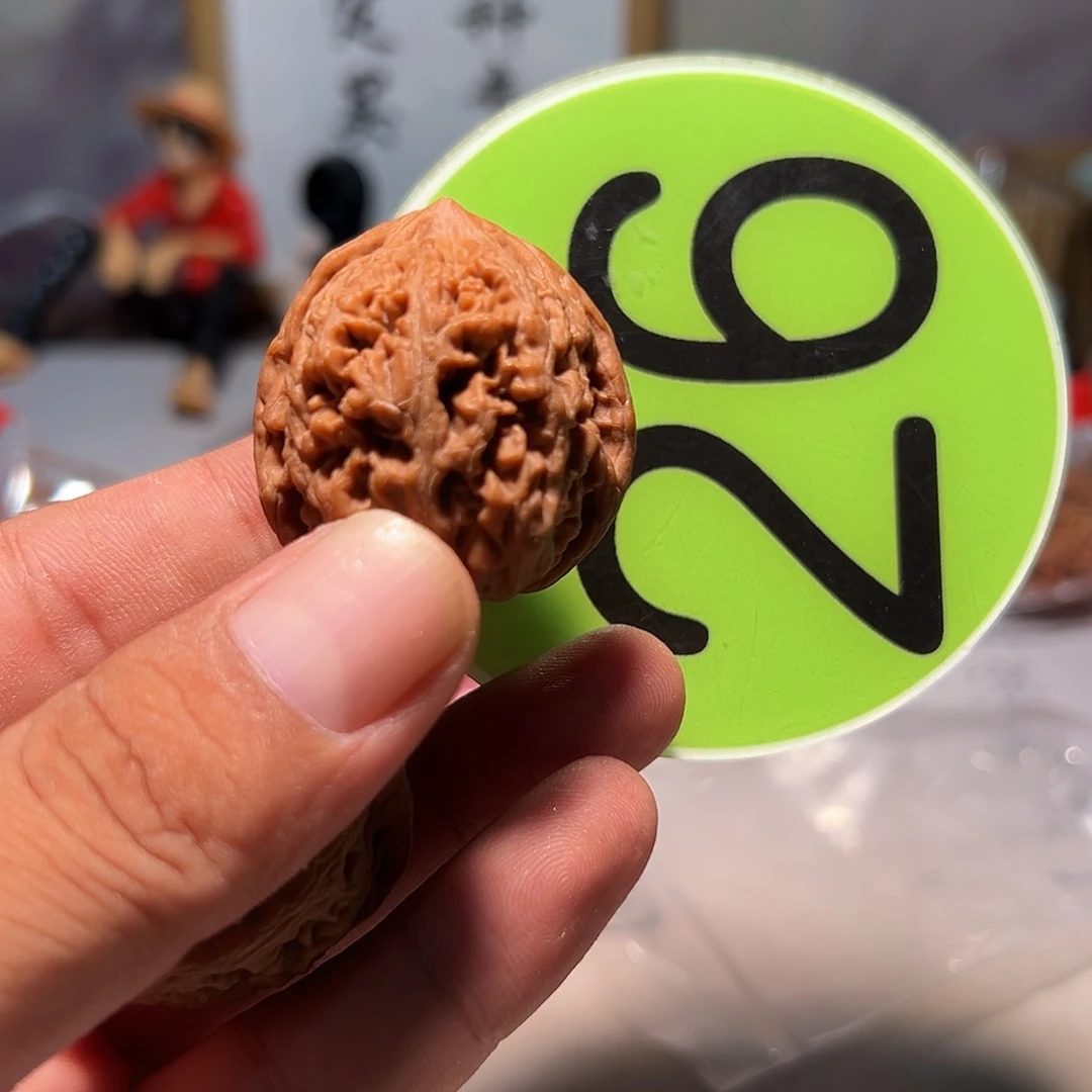 渡***辉文玩核桃，绿色26号