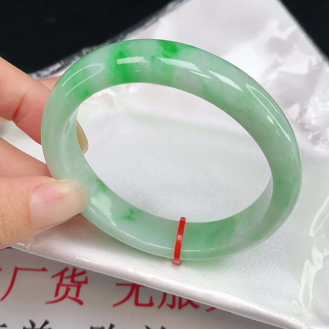 翡翠手镯未镶嵌贵妃304